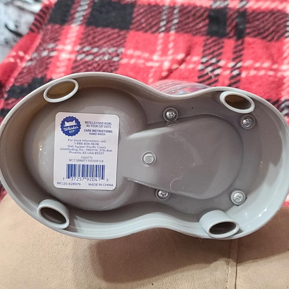 Cat Feeder
